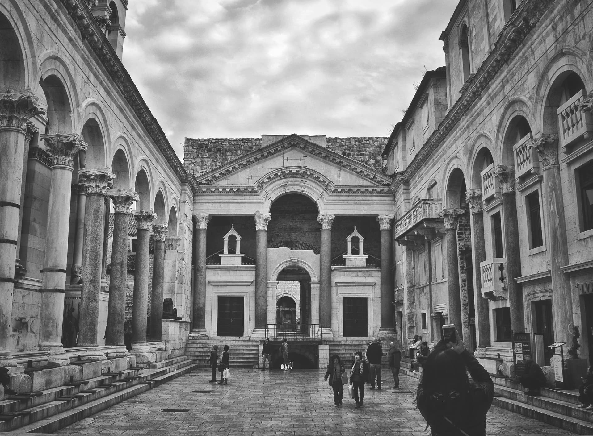 5b1b3949-1f72-4994-9d5f-d70d5aebff69_rw_3840