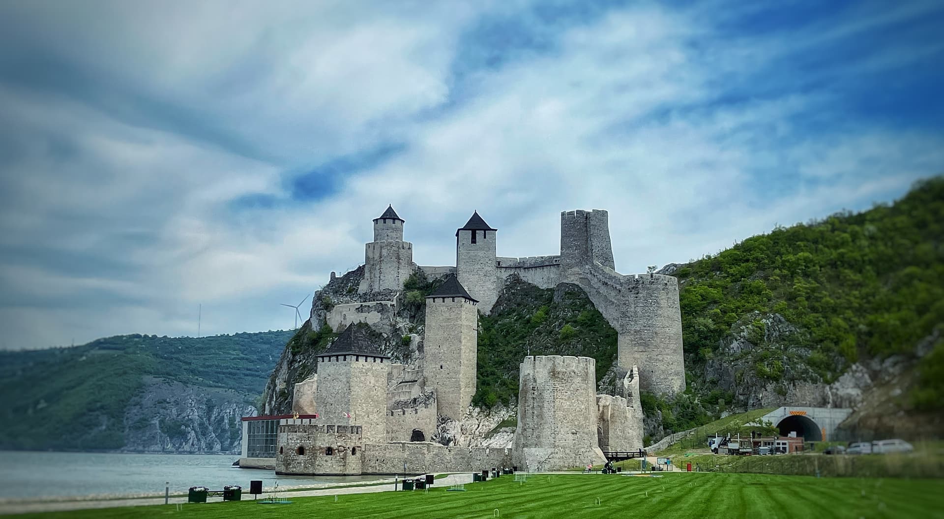 0fd4708e-456e-4398-8c0a-0373b74dfce0_rw_3840